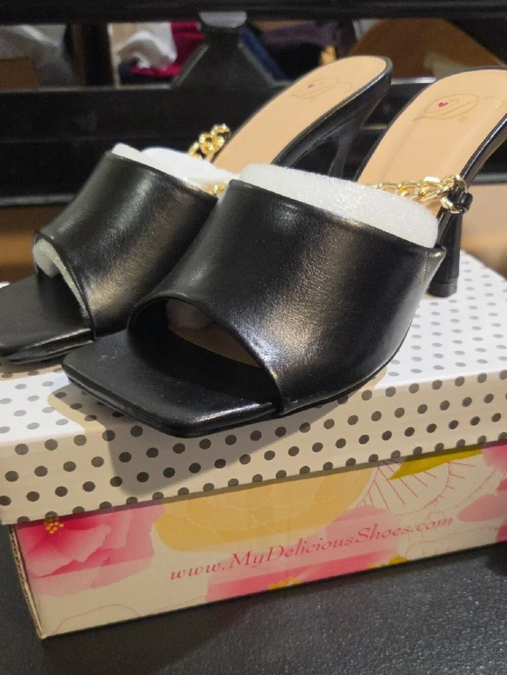 N/A elegant black